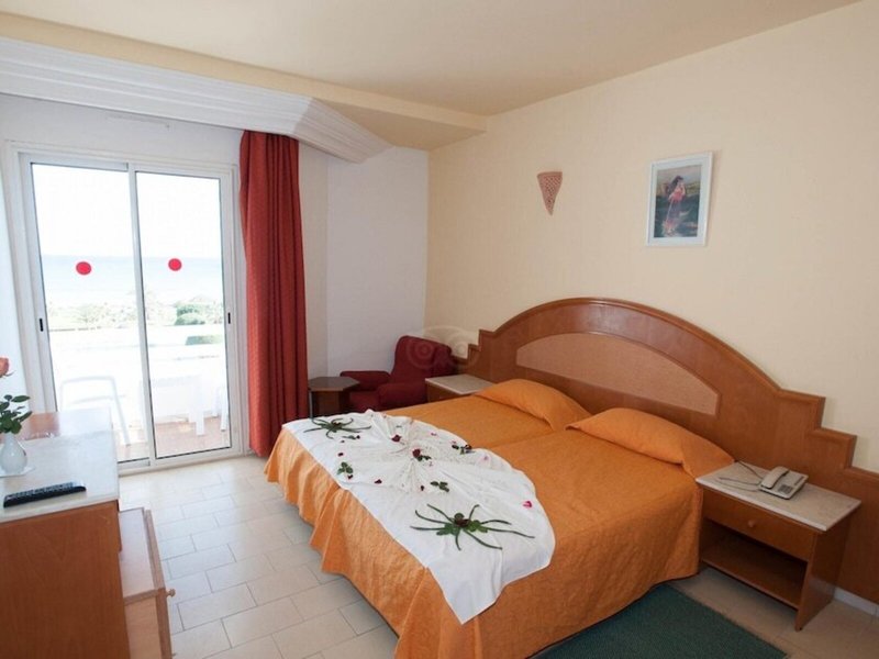 Thapsus Beach Resort 48