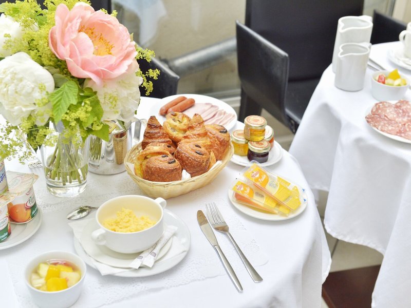 Suites Unic Renoir St. Germain 12 - Restaurant