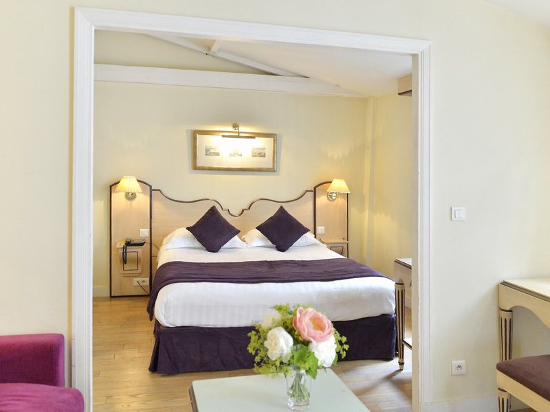 Suites Unic Renoir St. Germain 20 - Room Example