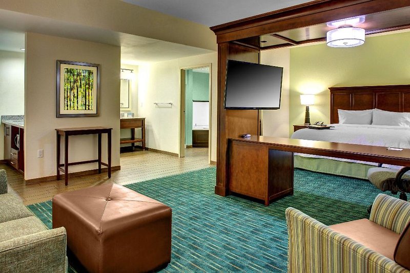 Hampton Inn & Suites Coconut Creek 1