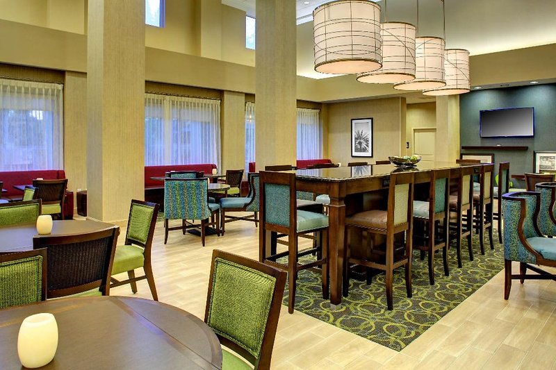 Hampton Inn & Suites Coconut Creek 5