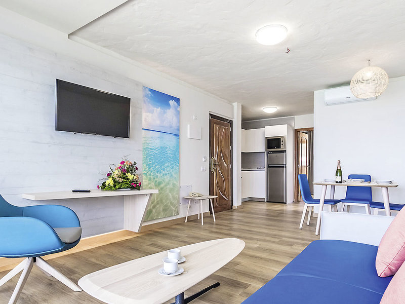 Garden & Sea Boutique Lodging 4 - Room Example