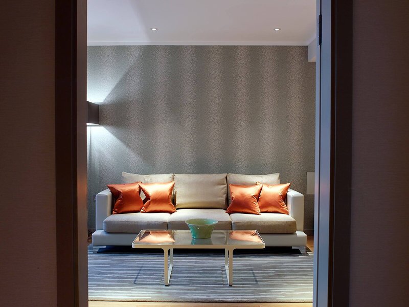 Cheval Three Quays 13