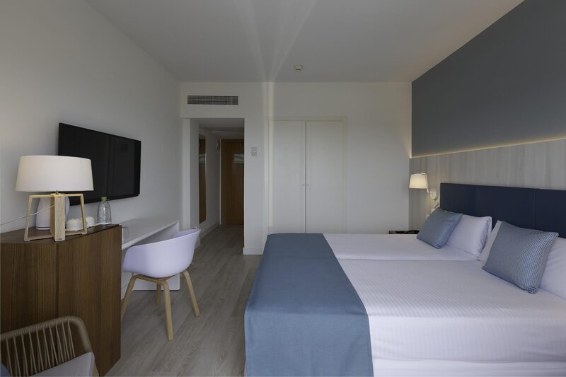 PortBlue San Luis 52