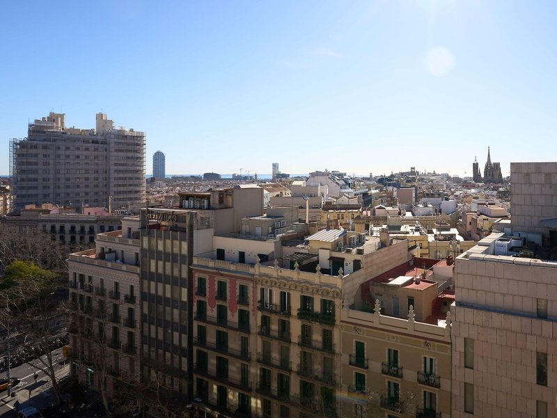 Catalonia Square 5