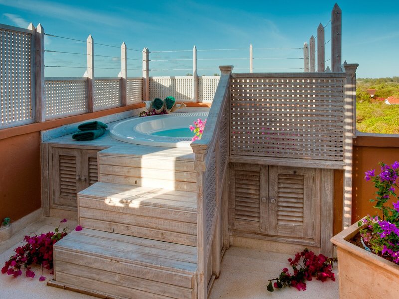 Medina Palms 6