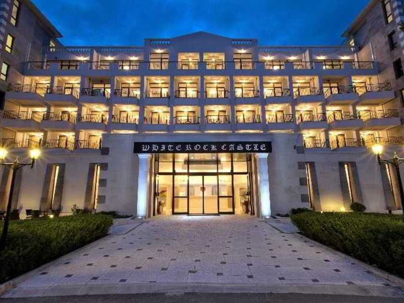White Rock Castle Suite Hotel 5