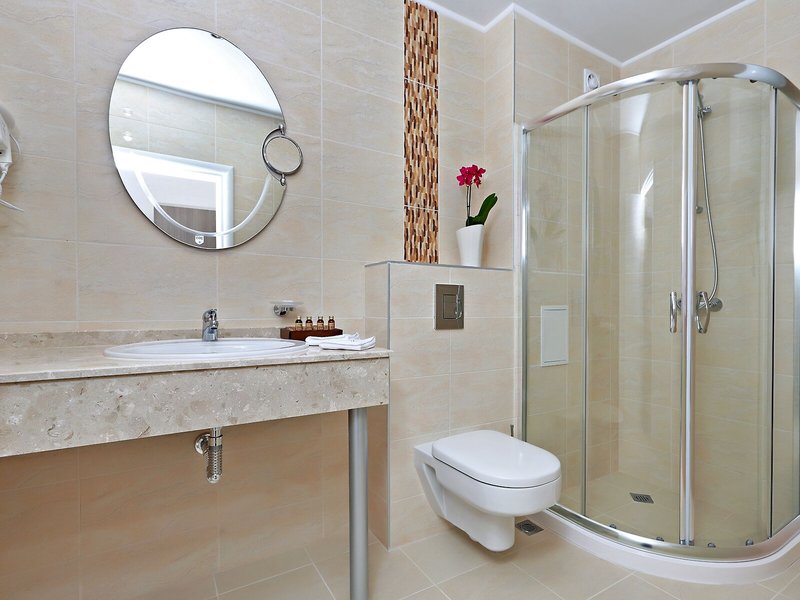 White Rock Castle Suite Hotel 44