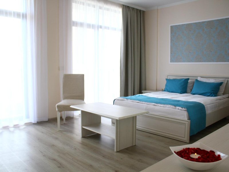 White Rock Castle Suite Hotel 45