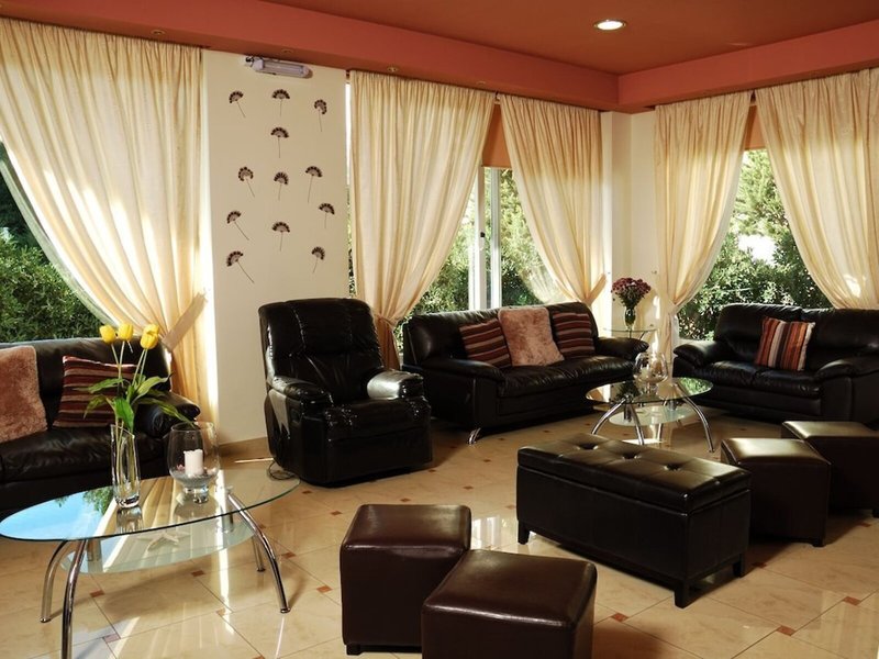 Ilion Hotel 5