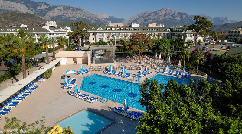 Lucida Beach Hotel 4