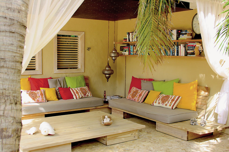 Bamboo Bali Bonaire 22