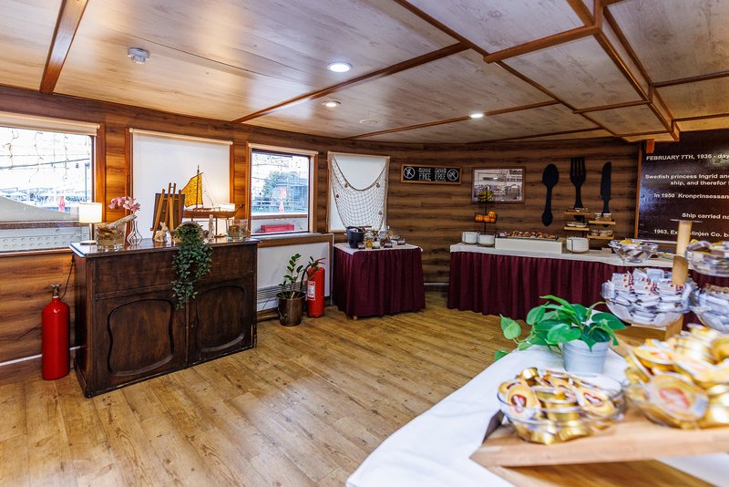 Botel Marina 15