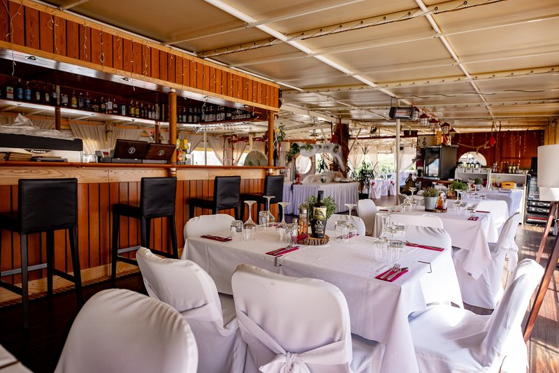 Botel Marina 18