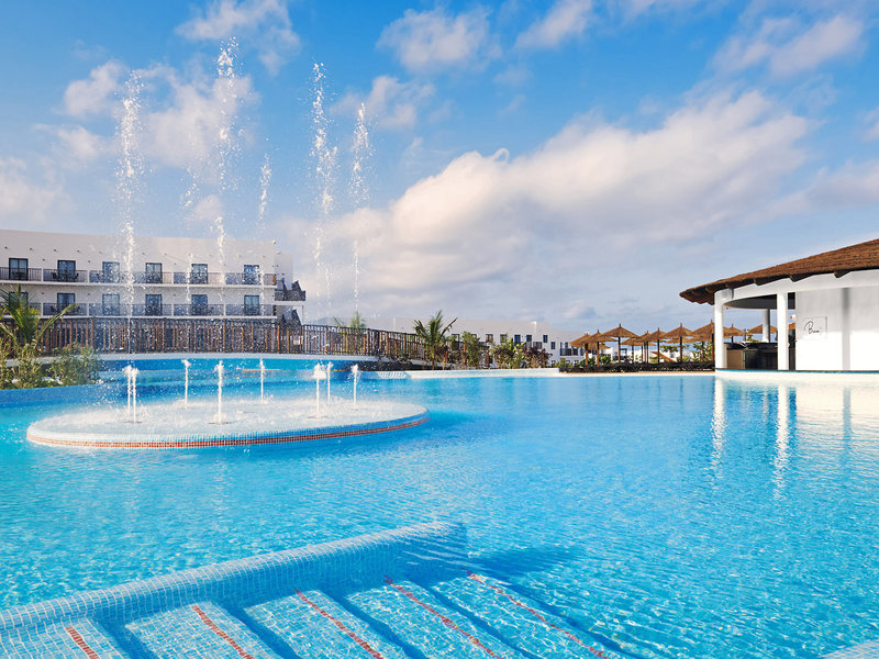 Melia Dunas Beach Resort & Spa 2