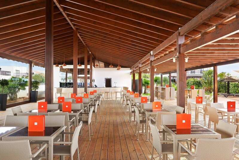 Meliá Dunas Beach Resort & Spa 46