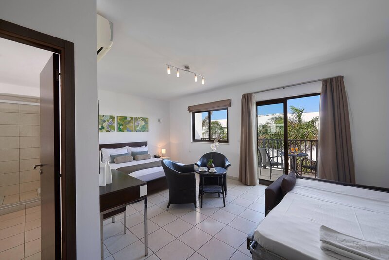 Meliá Dunas Beach Resort & Spa 72