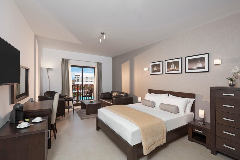 Meliá Dunas Beach Resort & Spa 82