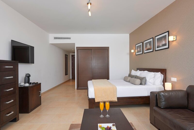 Meliá Dunas Beach Resort & Spa 86