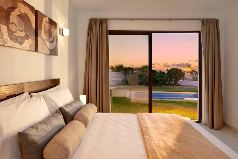 Meliá Dunas Beach Resort & Spa 98