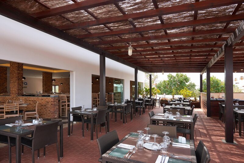 Meliá Dunas Beach Resort & Spa 128