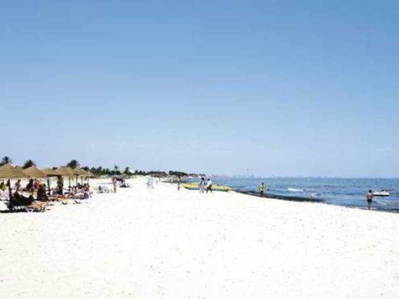 Hotel Club Tropicana & Spa  7