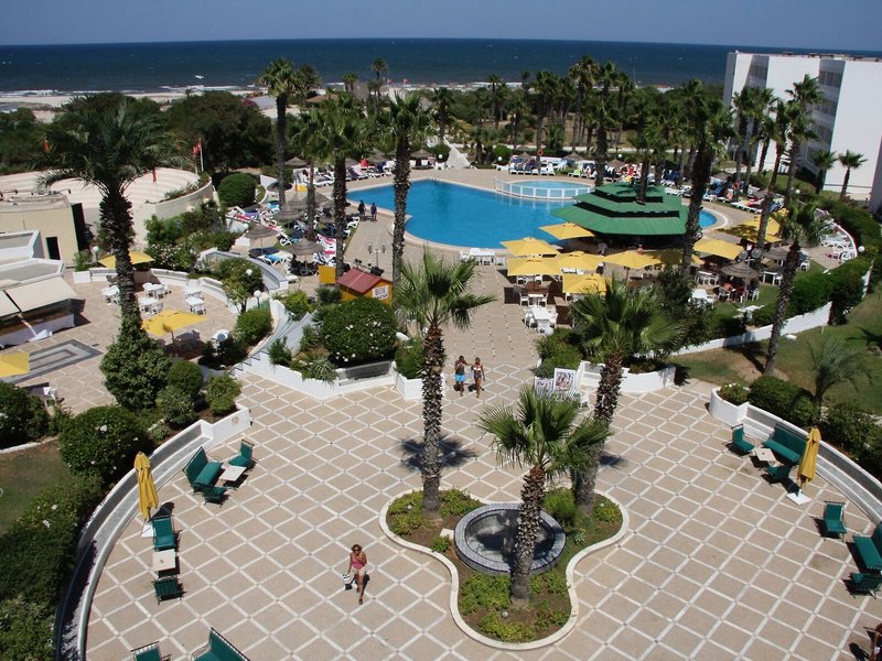 Hotel Club Tropicana & Spa  12