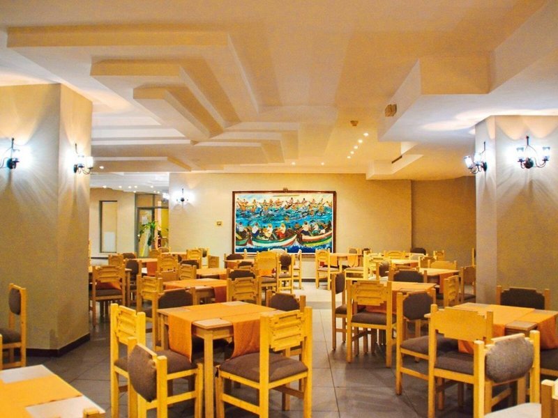 Hotel Club Tropicana & Spa  28