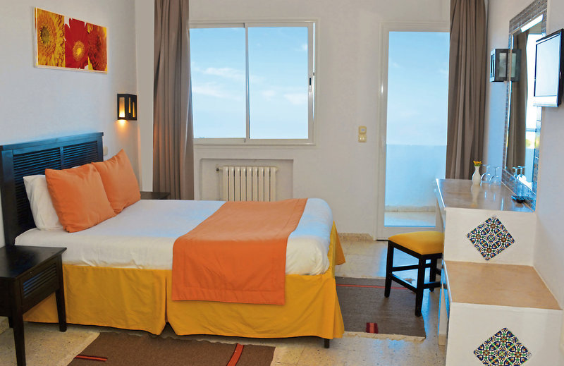 Hotel Club Tropicana & Spa 11