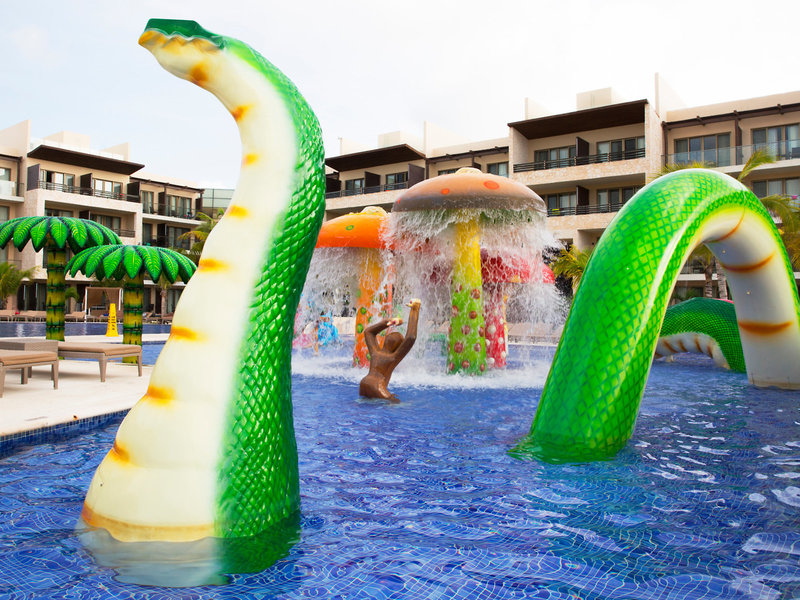 Royalton Riviera Cancun, An Autograph Collection All-Inclusive Resort & Casino 10