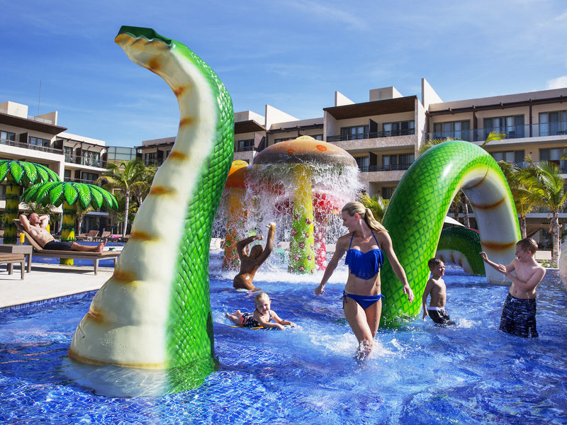 Royalton Riviera Cancun, An Autograph Collection All-Inclusive Resort & Casino 13