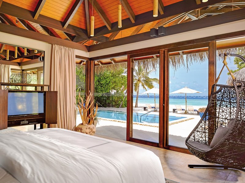 Velaa Private Island 24