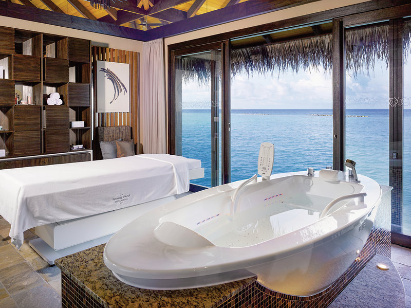 Velaa Private Island 32