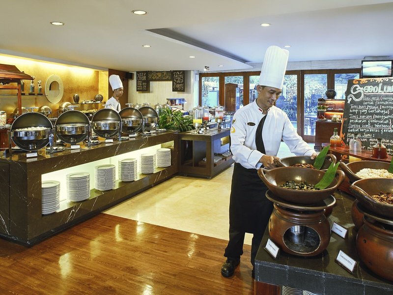 Jambuluwuk Malioboro Boutique Hotel 12