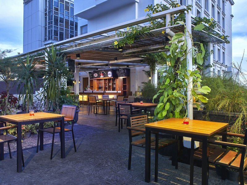 Jambuluwuk Malioboro Boutique Hotel 13