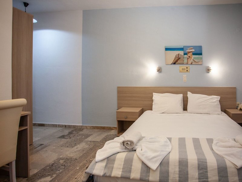 Hotel Myrtis 31