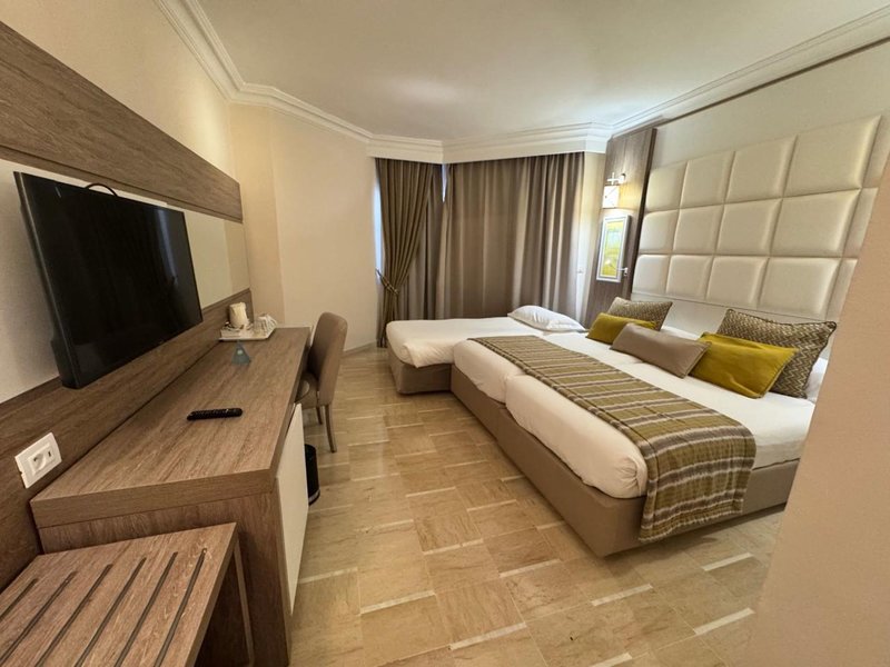 lti Bellevue Park 12