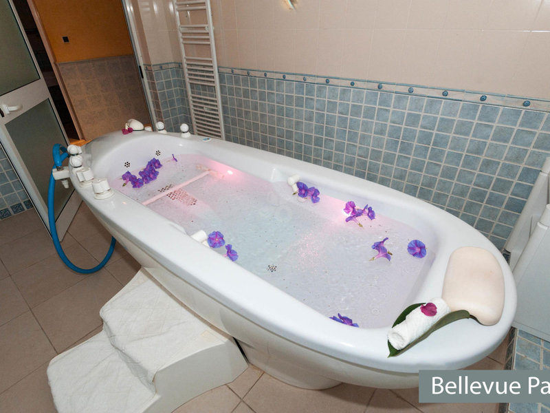 lti Bellevue Park 41 - Health & Beauty