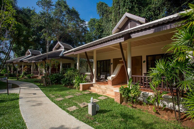 The Leaf on The Sands 52