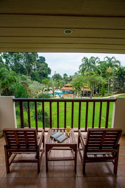 The Leaf on The Sands 53