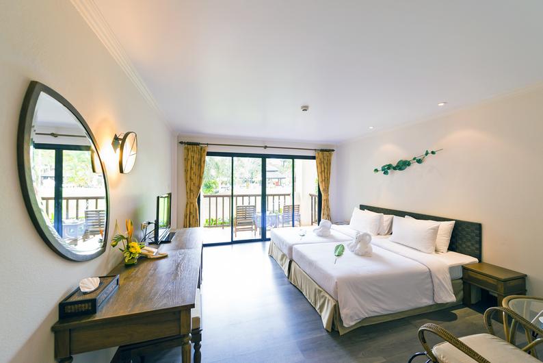 The Leaf on The Sands 13