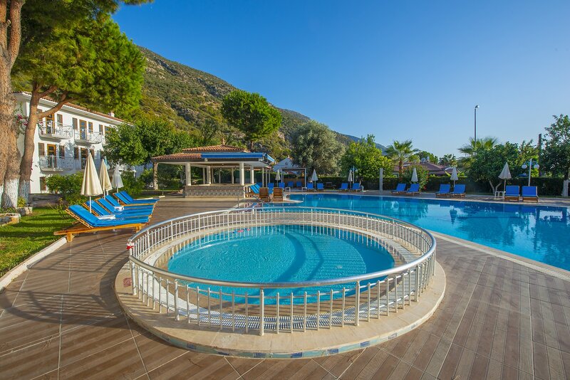 White Otel 9