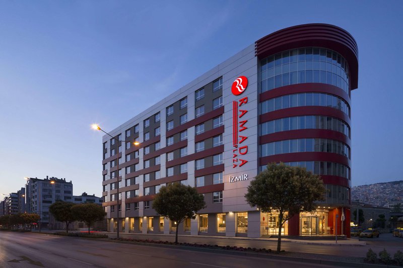 Ramada Plaza by Wyndham Izmir 2