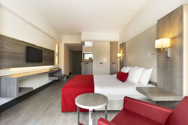 Ramada Plaza by Wyndham Izmir 9
