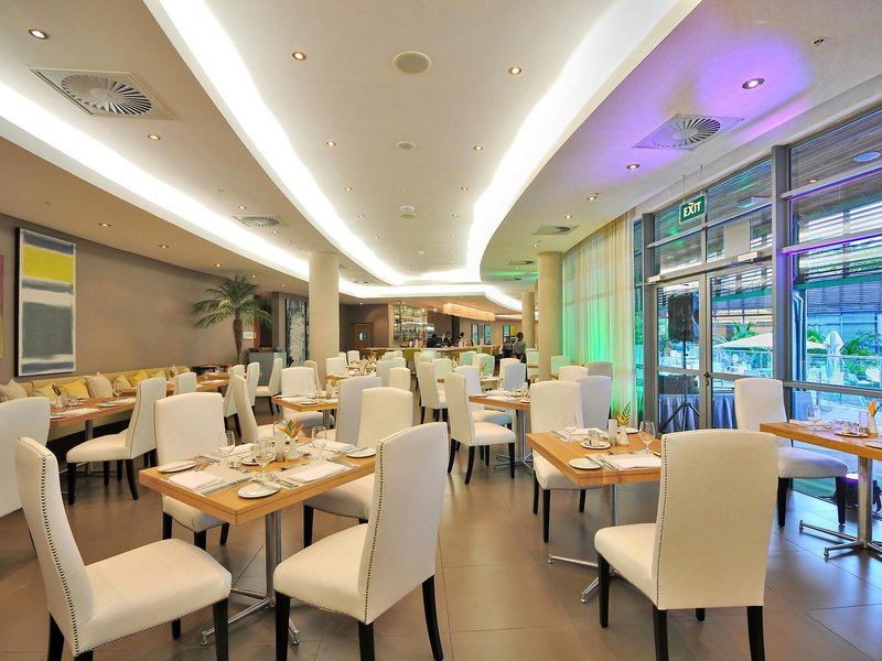 Holiday Inn Mauritius Mon Tresor 28