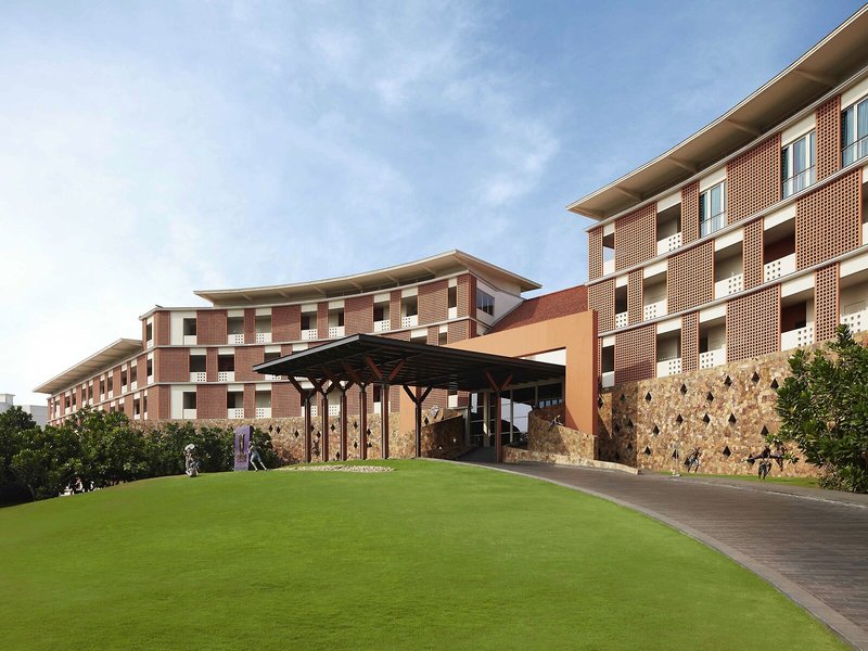 Heritance Negombo 5