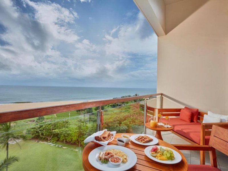 Heritance Negombo 24