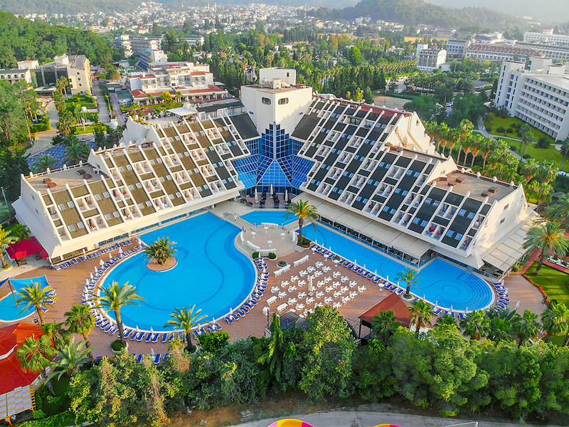 Queen´s Park Göynük 18