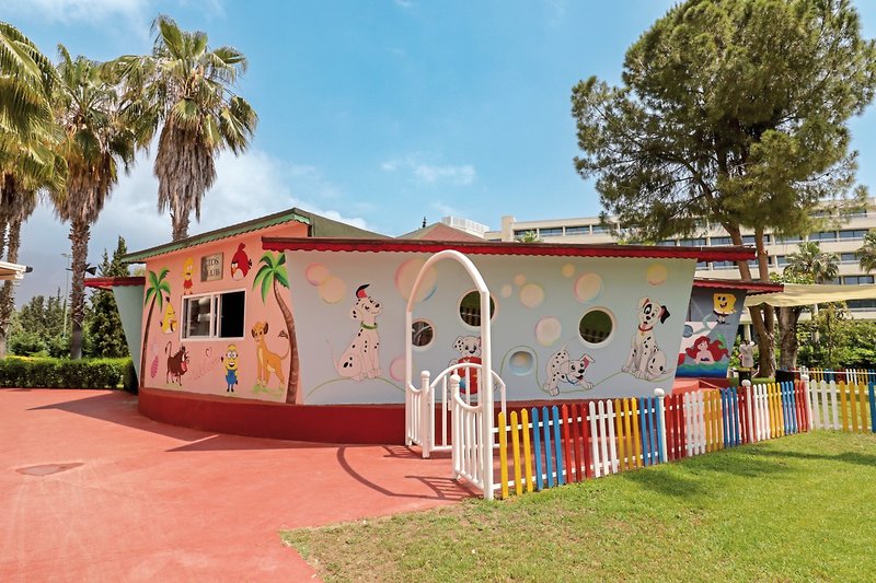 Queen´s Park Göynük 18