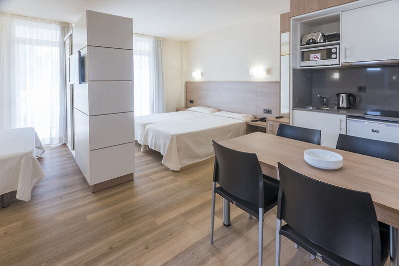 Ponient Aparthotel Marinada 5